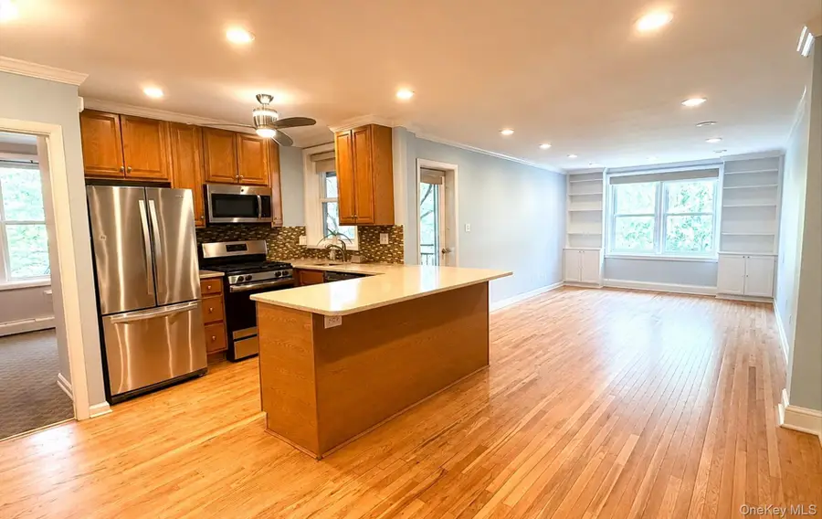 42-30 Douglaston Parkway #5L, Douglaston, NY 11363 - #2