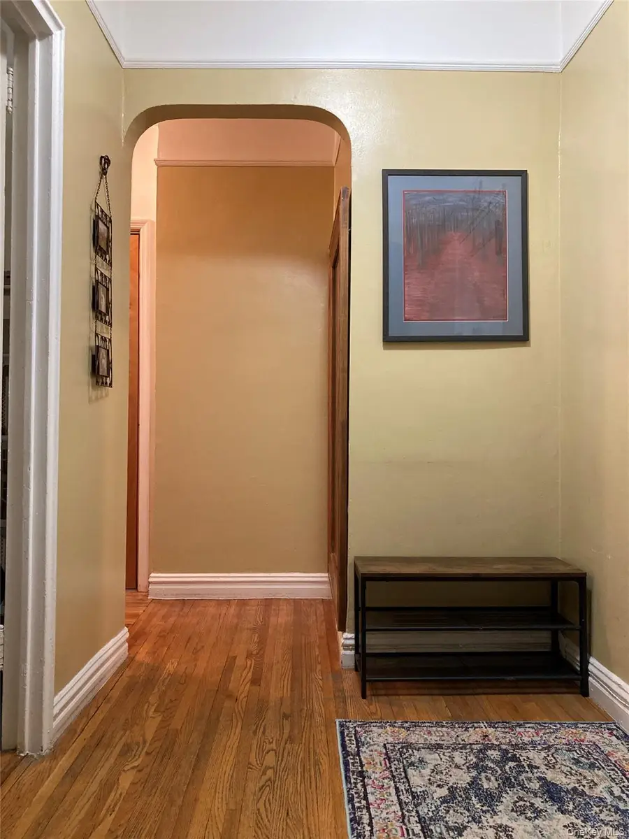 61-41 Saunders Street #B57, Rego Park, NY 11374 - #2