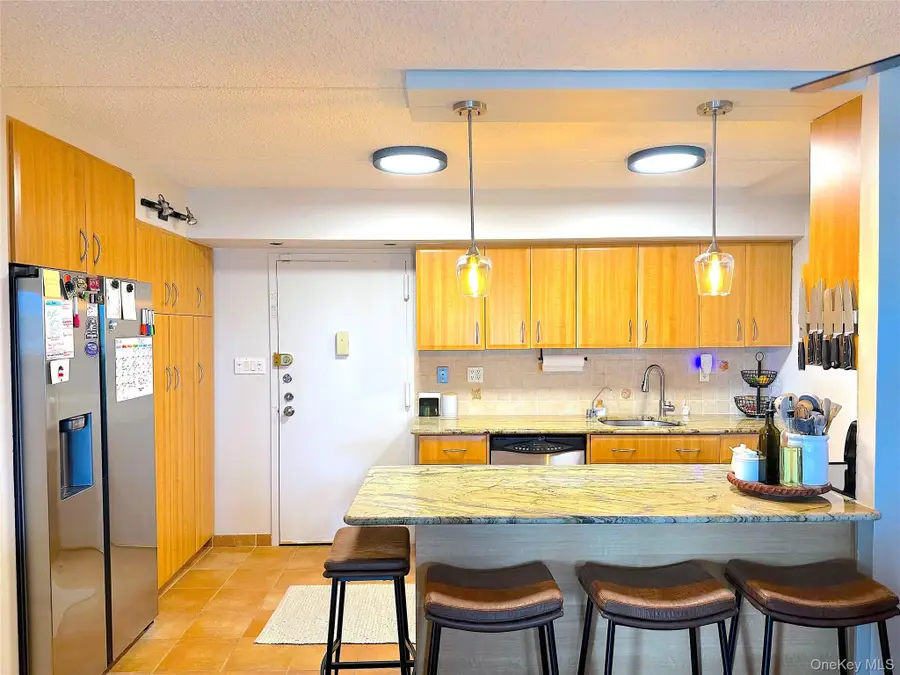 725 Miller Avenue #220, Freeport, NY 11520 - #3