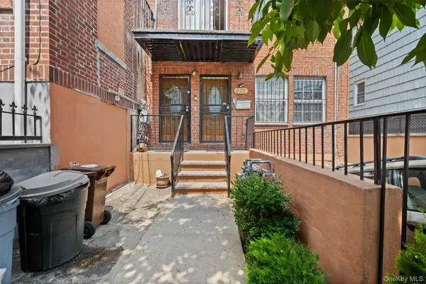 825 E 224th Street #2, Bronx, NY 10466