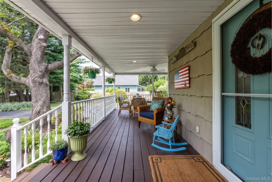 24 Luther Place, Huntington Station, NY 11746 - #3