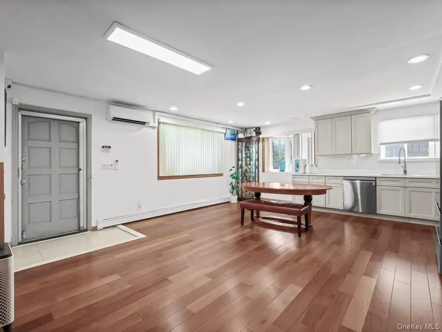 40-08 214th Place, Bayside, NY 11361 - #3