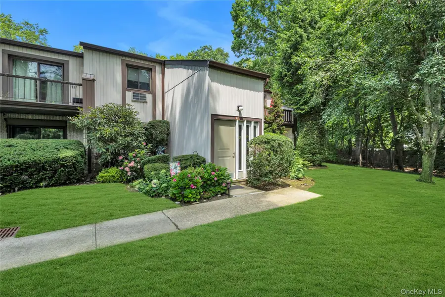 45 Richmond Boulevard #2B, Ronkonkoma, NY 11779 - #2