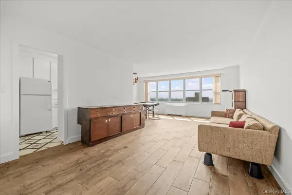 555 Kappock Street #24T, Bronx, NY 10463
