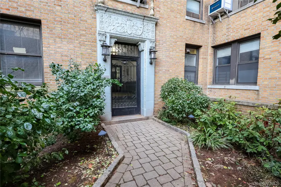 14809 Northern Boulevard #5J, Flushing, NY 11354 - #2