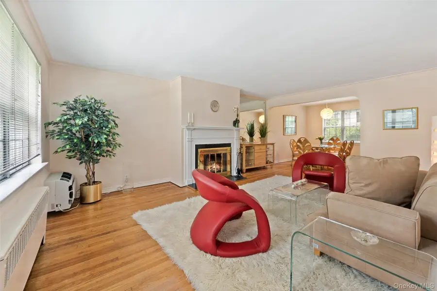 20 Lake Avenue #20, Bronxville, NY 10708 - #3