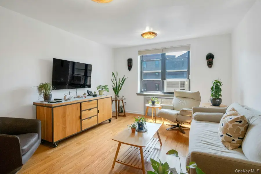 445 W 240th Street #6A, Bronx, NY 10463 - #3