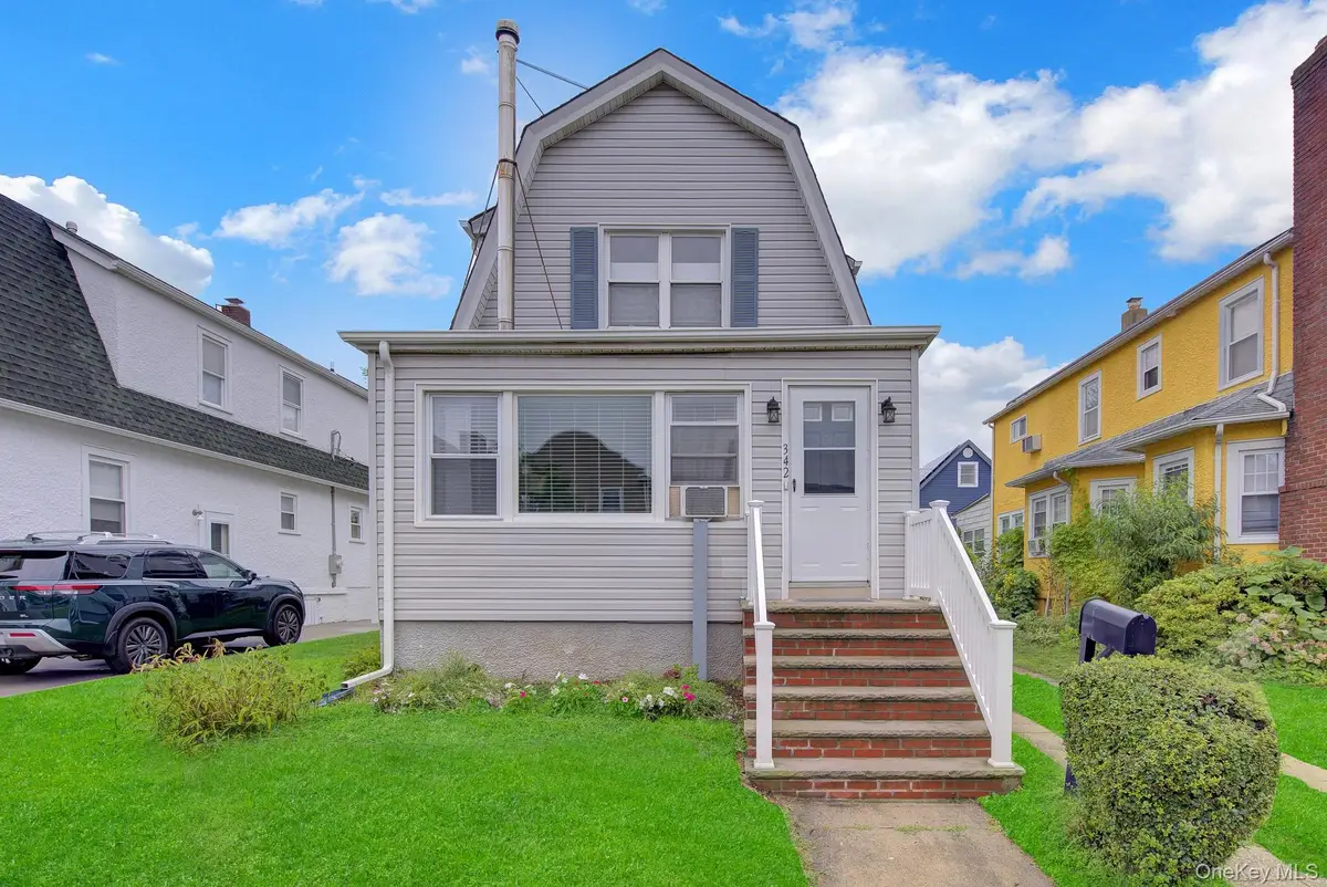 342 E Walnut Street, Long Beach, NY 11561 - #1