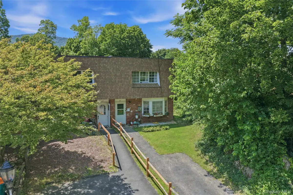 31 Roundtree Court, Beacon, NY 12508 - #1