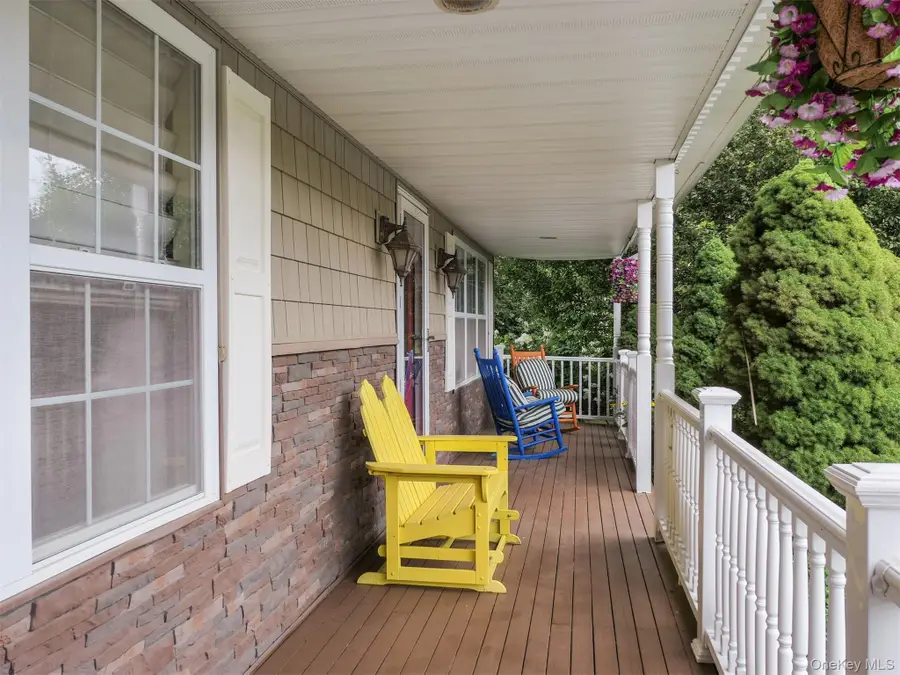 14 Southaven Drive, Brookhaven, NY 11719 - #2