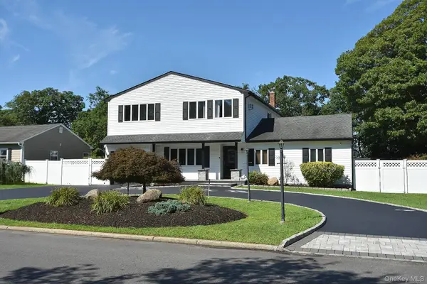 2224 Louis Kossuth Avenue, Ronkonkoma, NY 11779