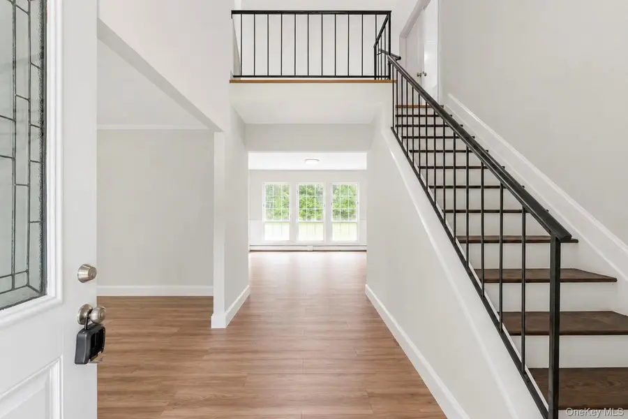 11 Bates Lane, Ridge, NY 11961 - #3
