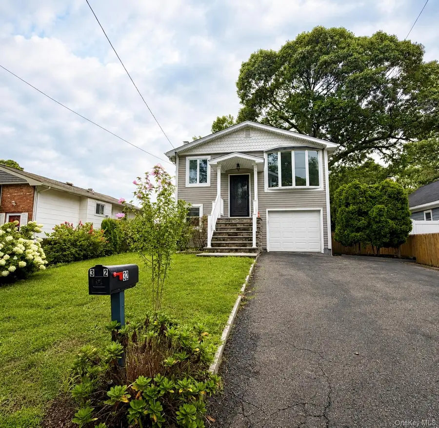 32 Dorchester Road, Ronkonkoma, NY 11779 - #2