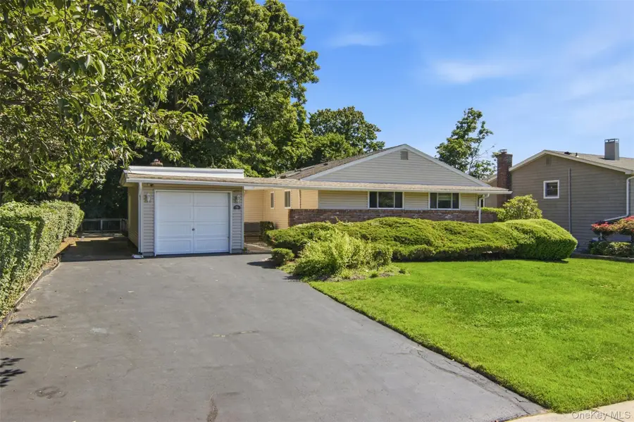 9 Bowman Lane, Kings Park, NY 11754 - #2
