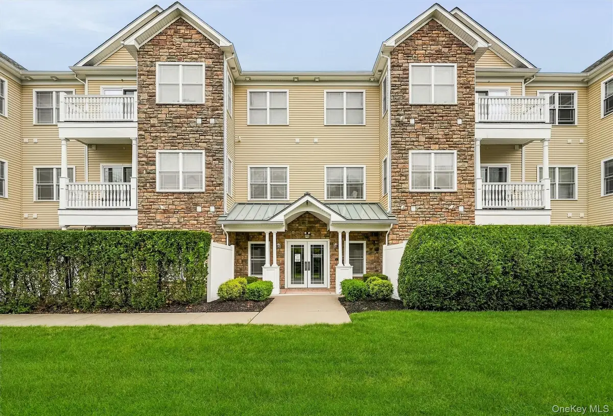 1309 Views Way, Pomona, NY 10970 - #1