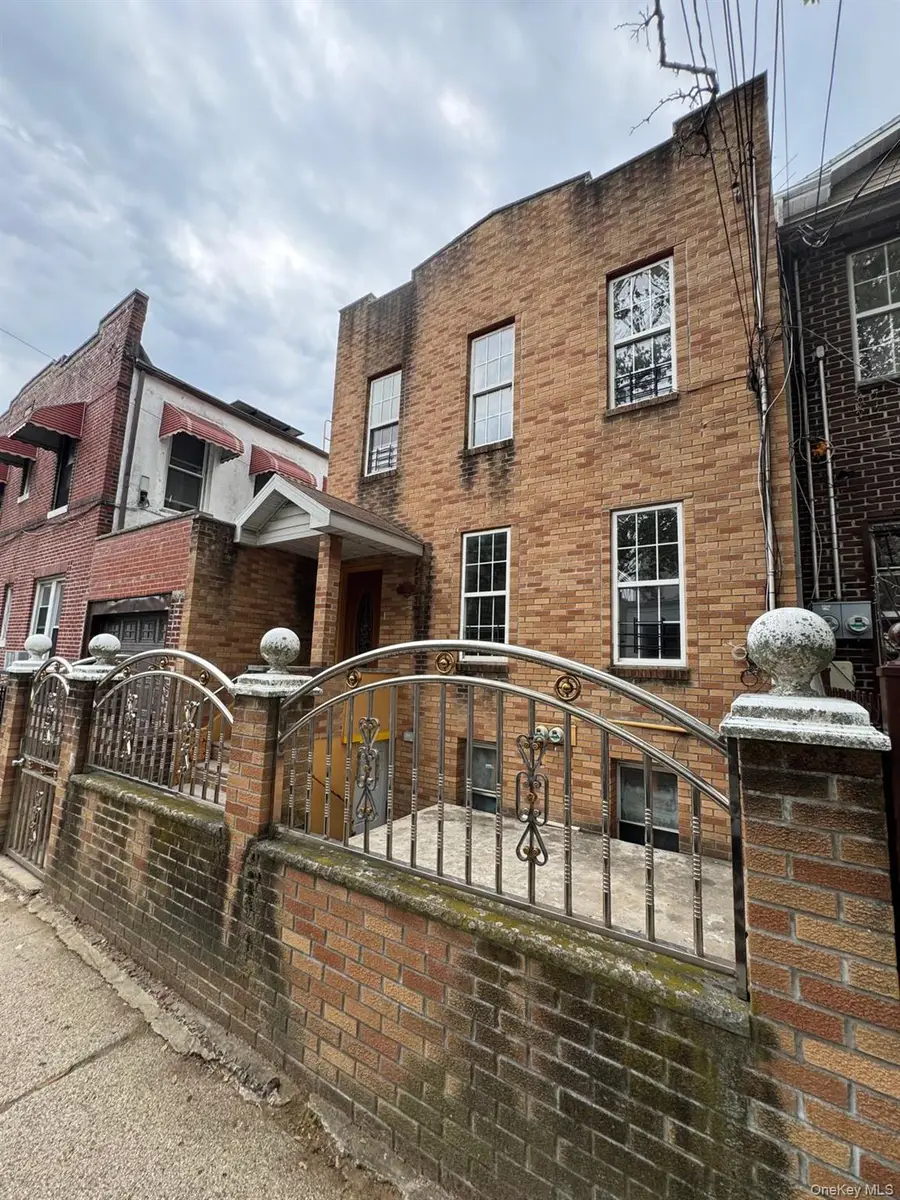 590 Elton Street, Brooklyn, NY 11208 - #3