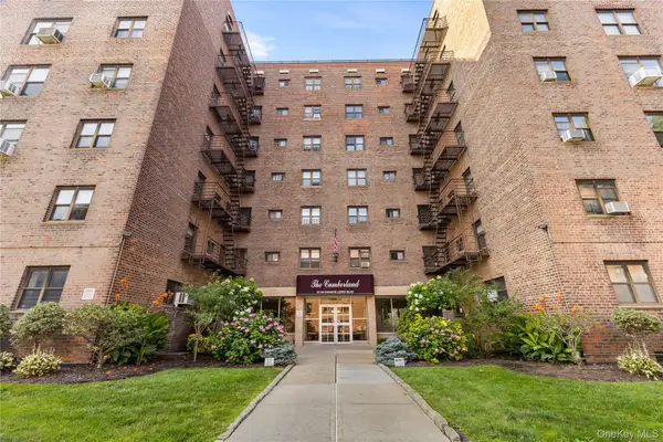 87-40 Francis Lewis Boulevard #42B, Queens Village, NY 11427