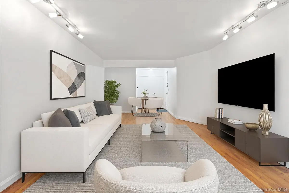 67-25 Clyde Street #2G, Forest Hills, NY 11375 - #1