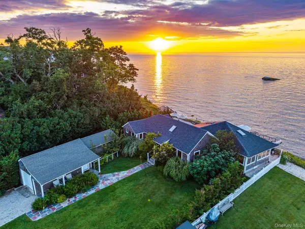 21515 Soundview Avenue, Southold, NY 11971