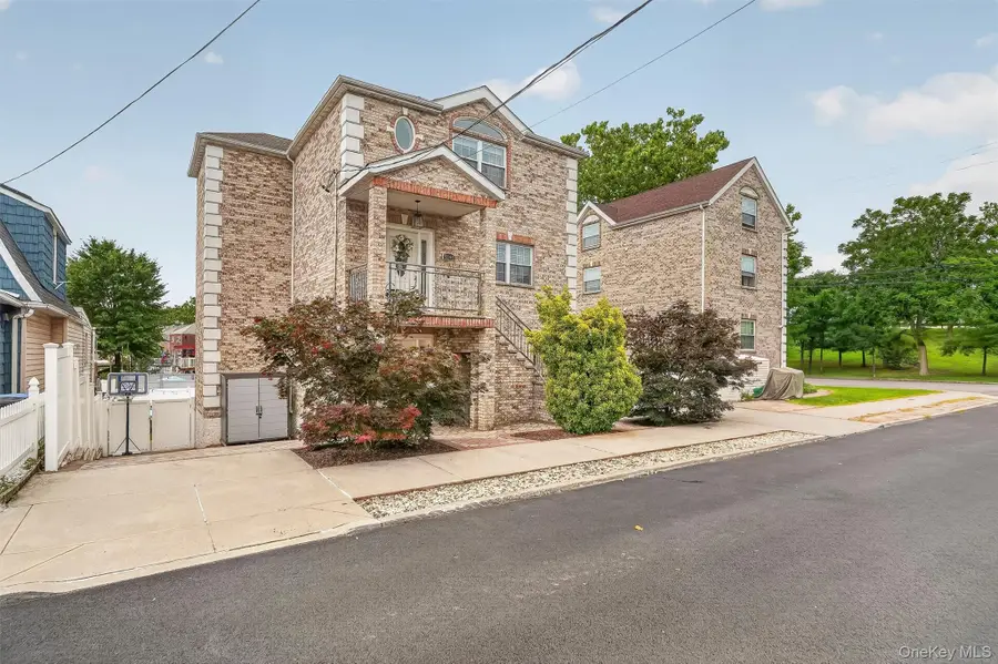 3144 Baisley Avenue, Bronx, NY 10465 - #2