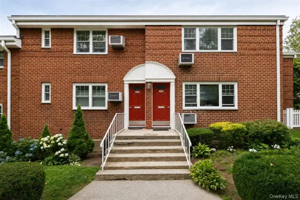 78-02 Cloverdale Boulevard #Upper, Bayside, NY 11364