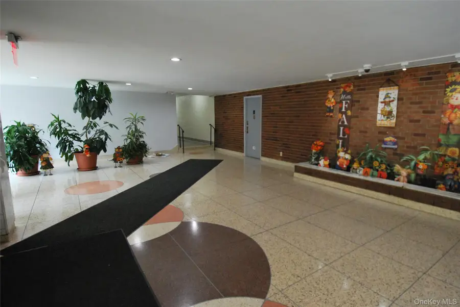 2 Sadore Lane #5E, Yonkers, NY 10710 - #2