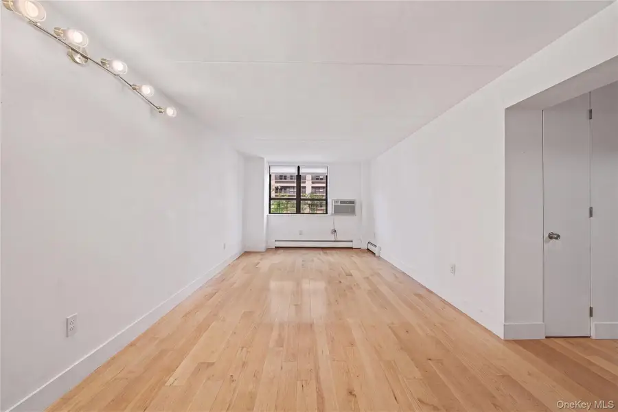 220 Manhattan Avenue #2N, New York, NY 10025 - #3