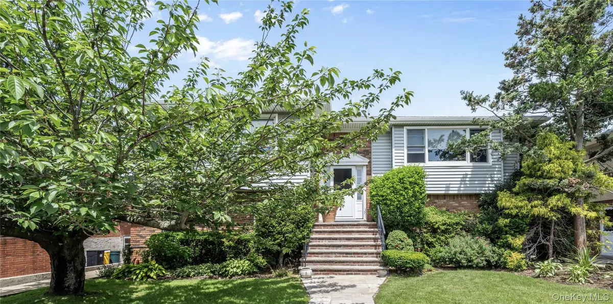 240 Pearl Street, Lawrence, NY 11559 - #1