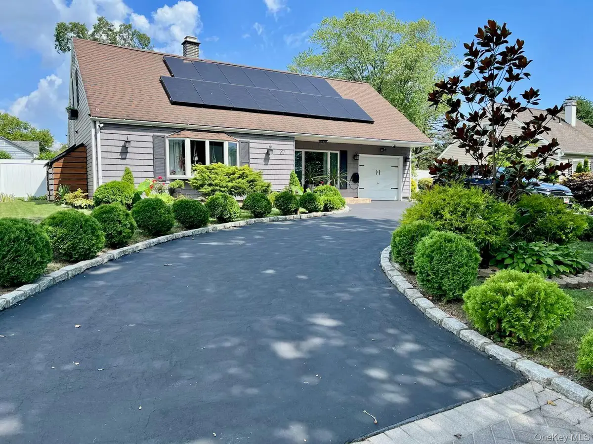 87 Matsunaye Drive, Medford, NY 11763 - #1