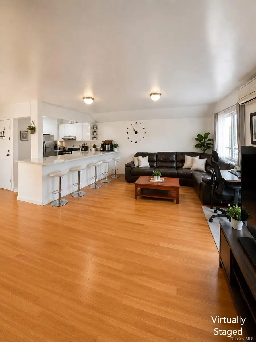 6022 83rd Place, Middle Village, NY 11379 - #3