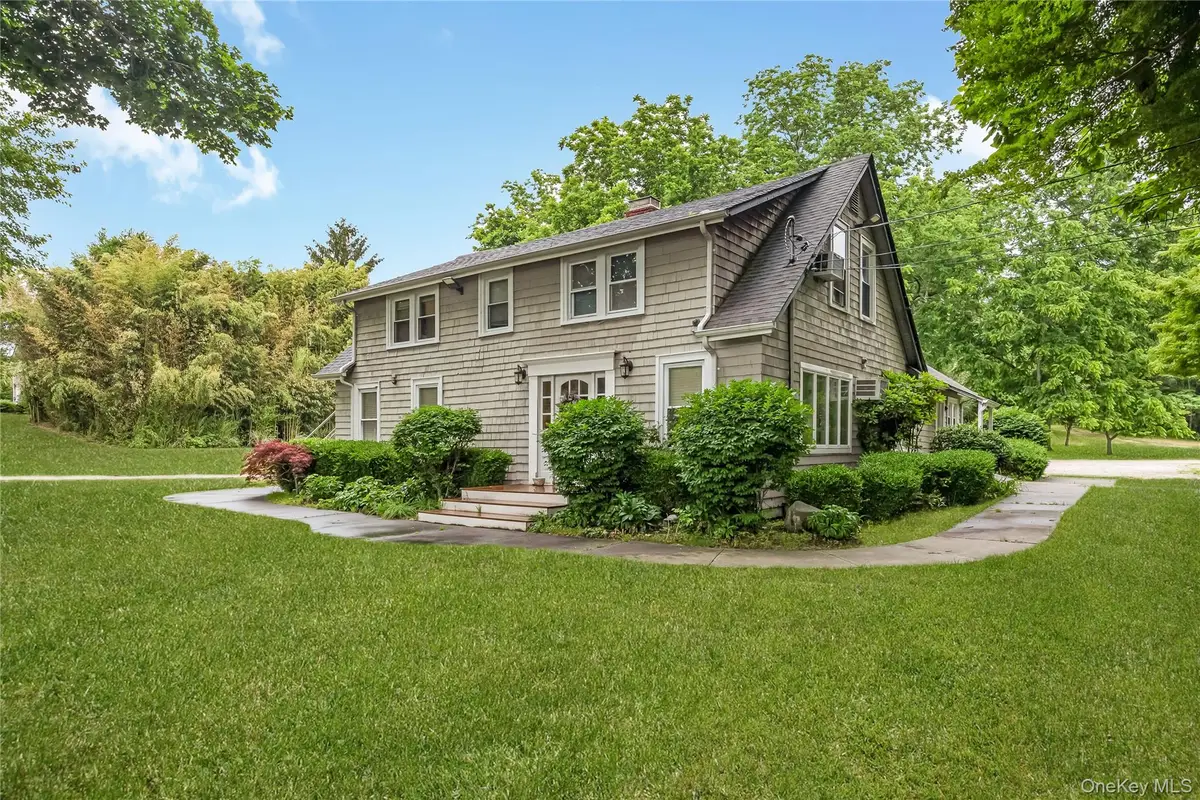645 Middle Country Road, Middle Island, NY 11953 - #1