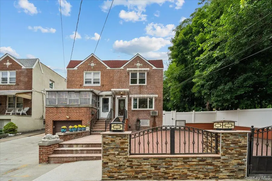 2351 Kingsland Avenue, Bronx, NY 10469 - #2