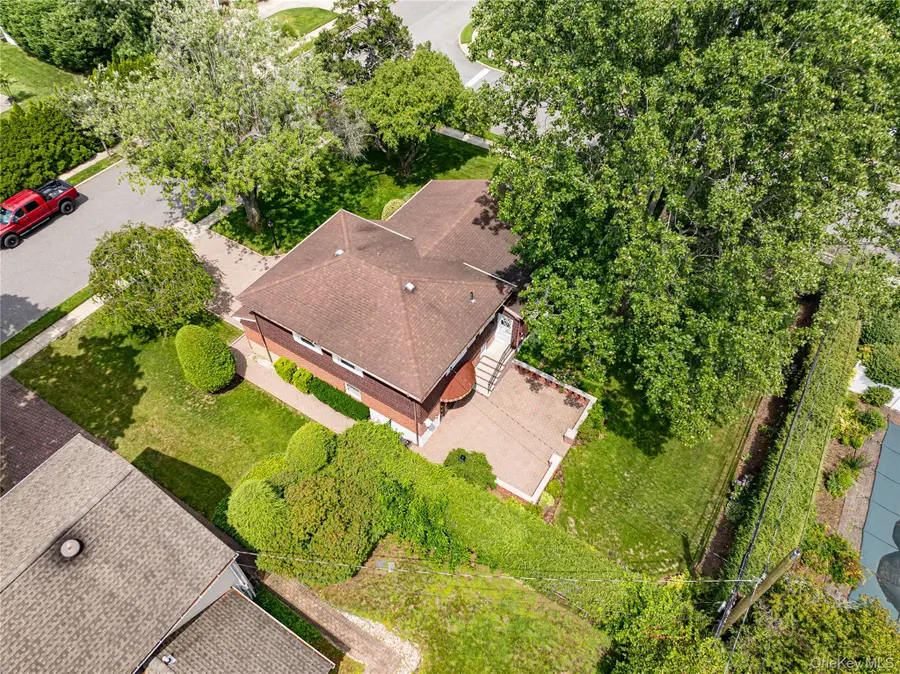 27 Ann Drive, Syosset, NY 11791 - #2