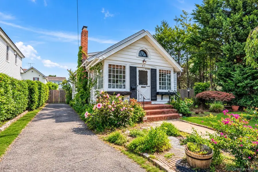 57 Raymond Street, Rockville Centre, NY 11570 - #2