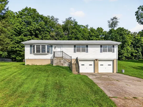 72 St Andrews Road, Walden, NY 12586