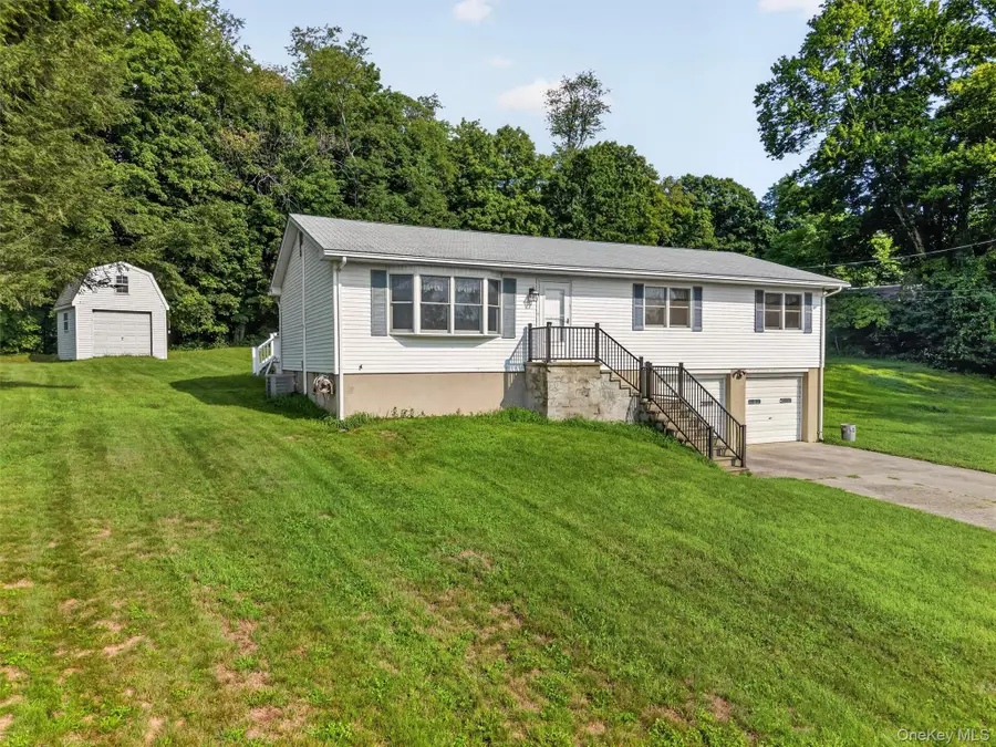 72 St Andrews Road, Walden, NY 12586 - #2
