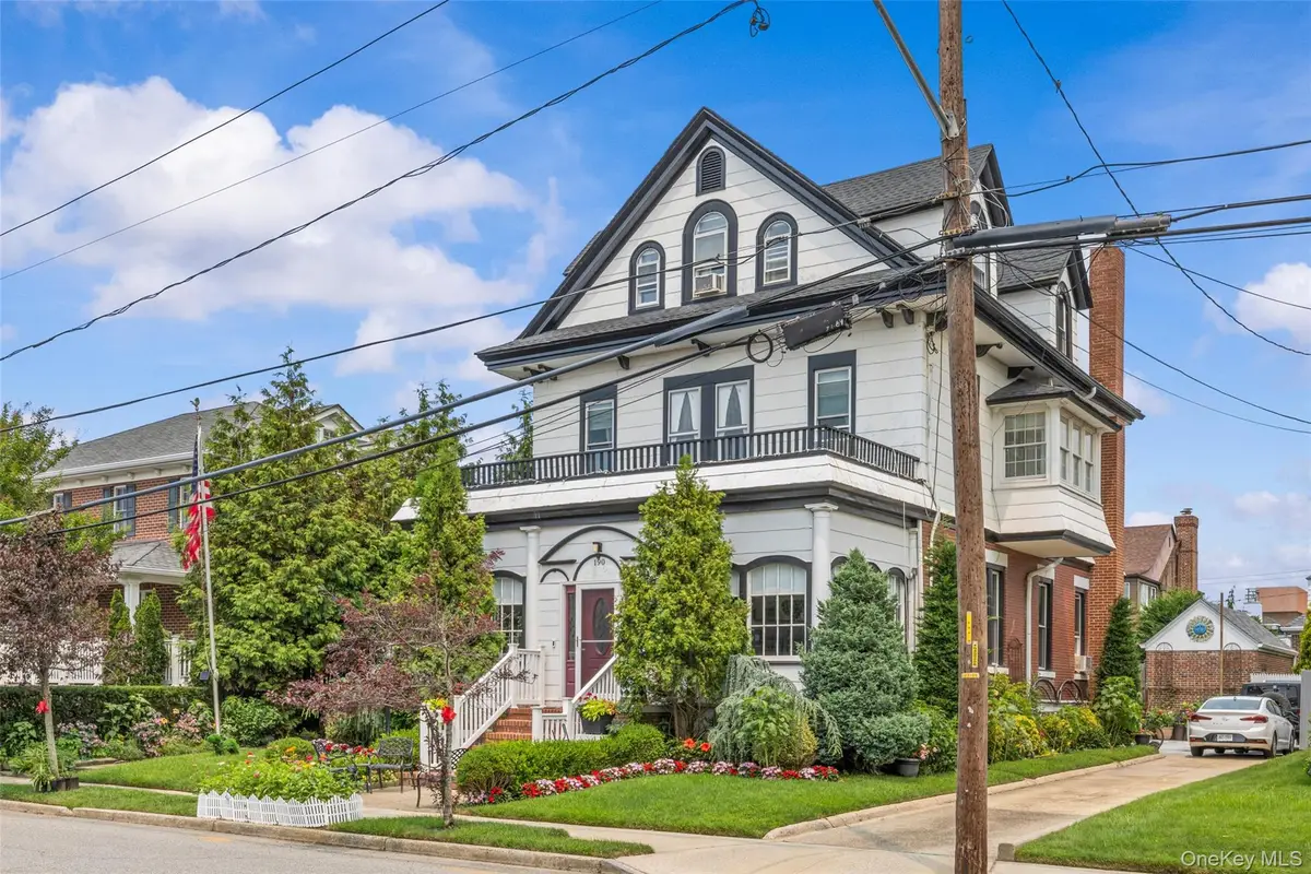 190 Beach 137th Street, Belle Harbor, NY 11694 - #1