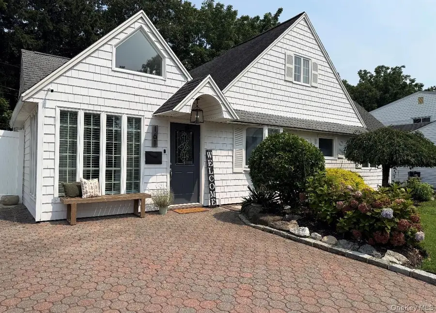 161 Friends Lane, Westbury, NY 11590 - #3