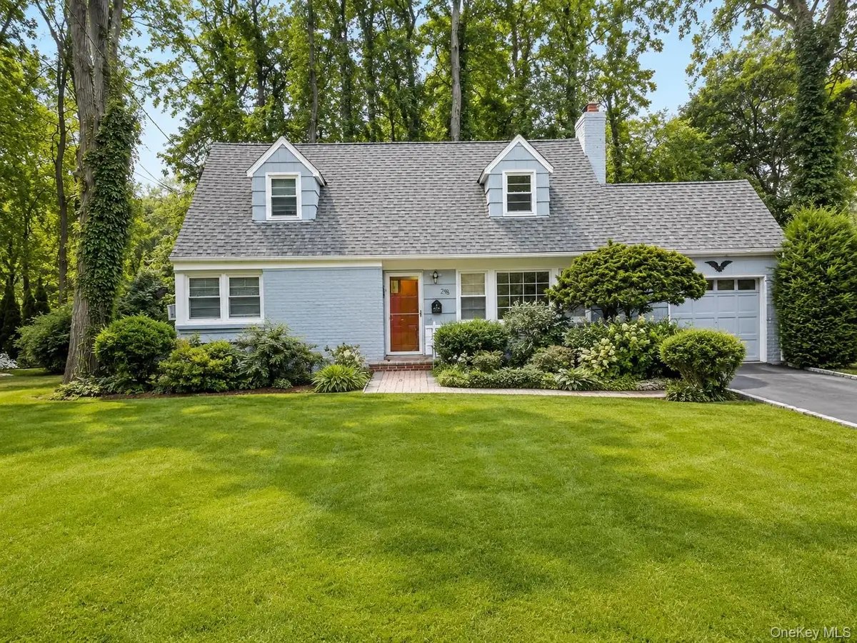 258 Steamboat Road, Great Neck, NY 11024 - #1