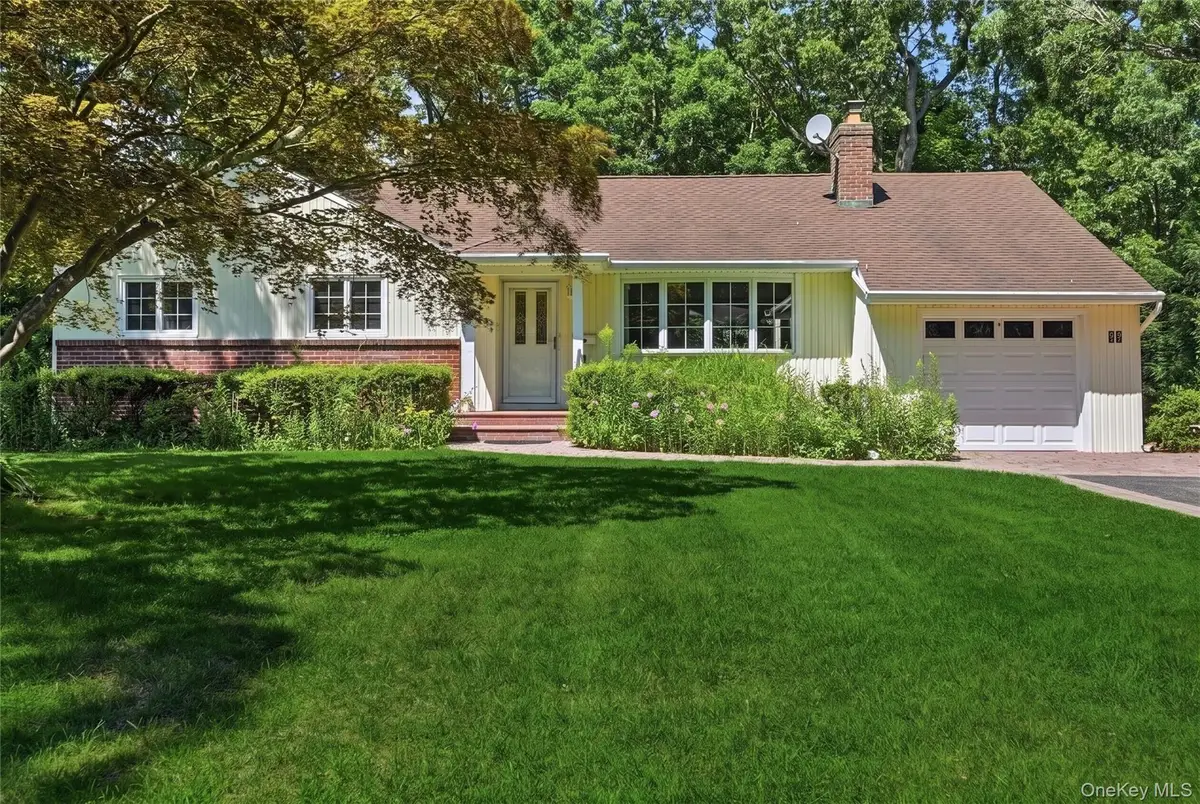 89 Burton Lane, Commack, NY 11725 - #1
