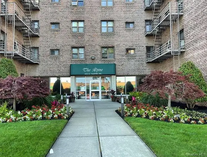 204-15 Foothill Avenue #A34, Hollis, NY 11423 - #1