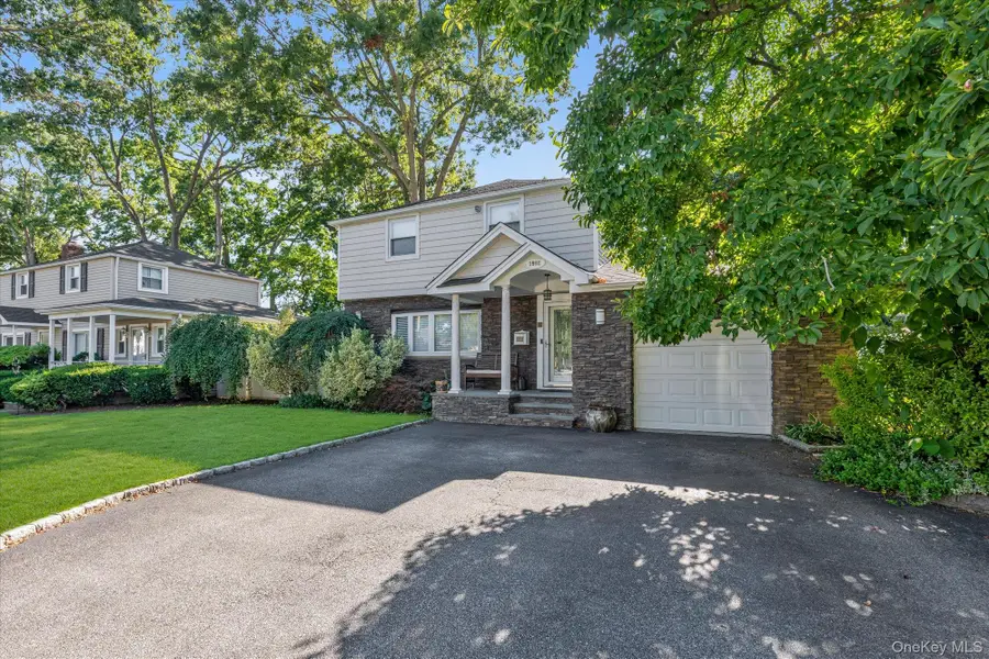 1992 Merrick Avenue, Merrick, NY 11566 - #2