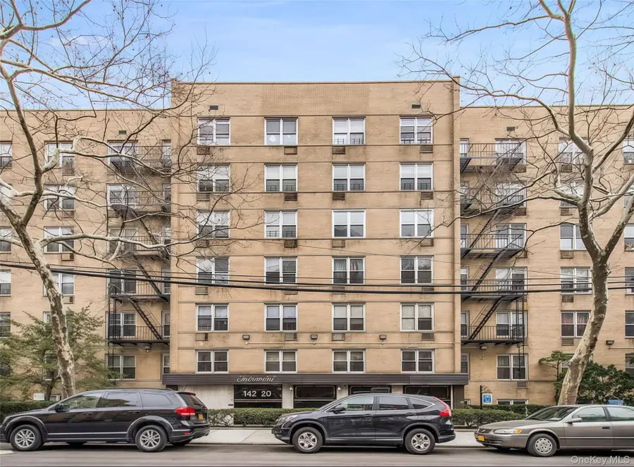 142-20 Franklin Avenue #2G, Flushing, NY 11355 - #2