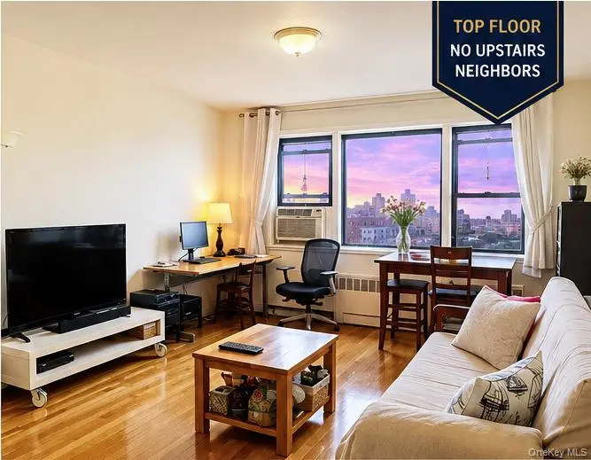 143-36 Barclay Ave #6C, Flushing, NY 11355 - #1