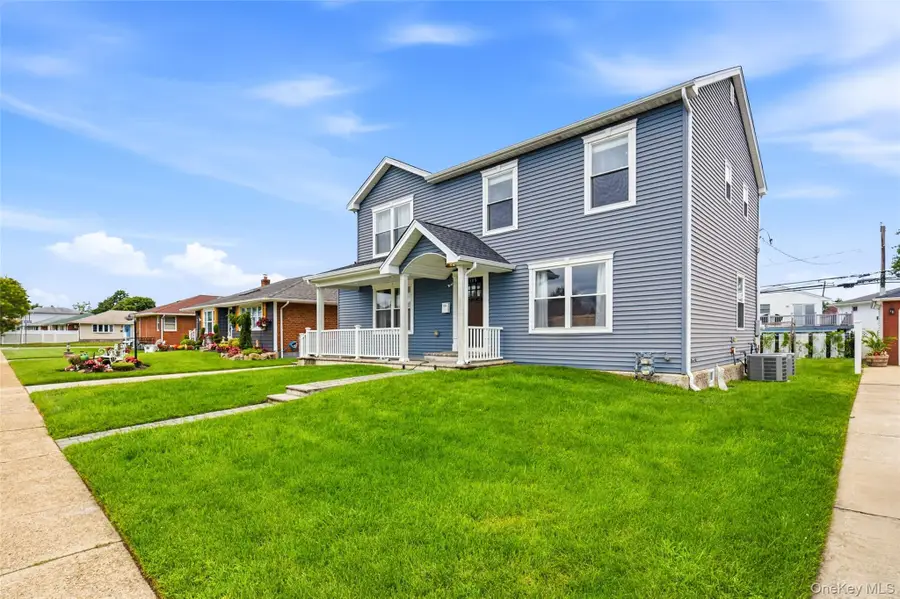 105 Wadsworth Avenue, Levittown, NY 11756 - #2