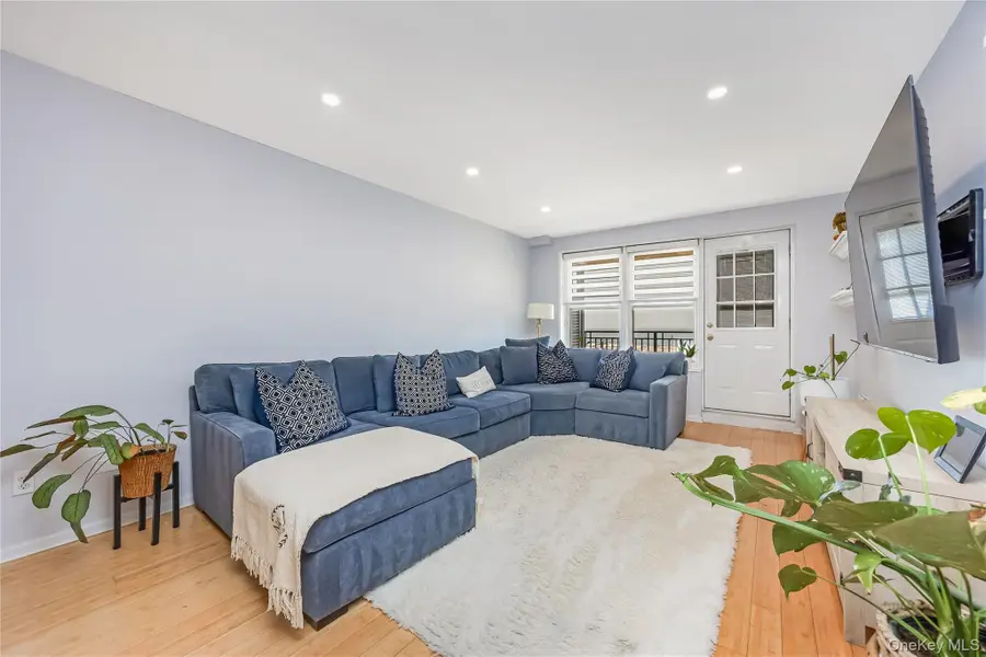 1 E Broadway #5G, Long Beach, NY 11561 - #2
