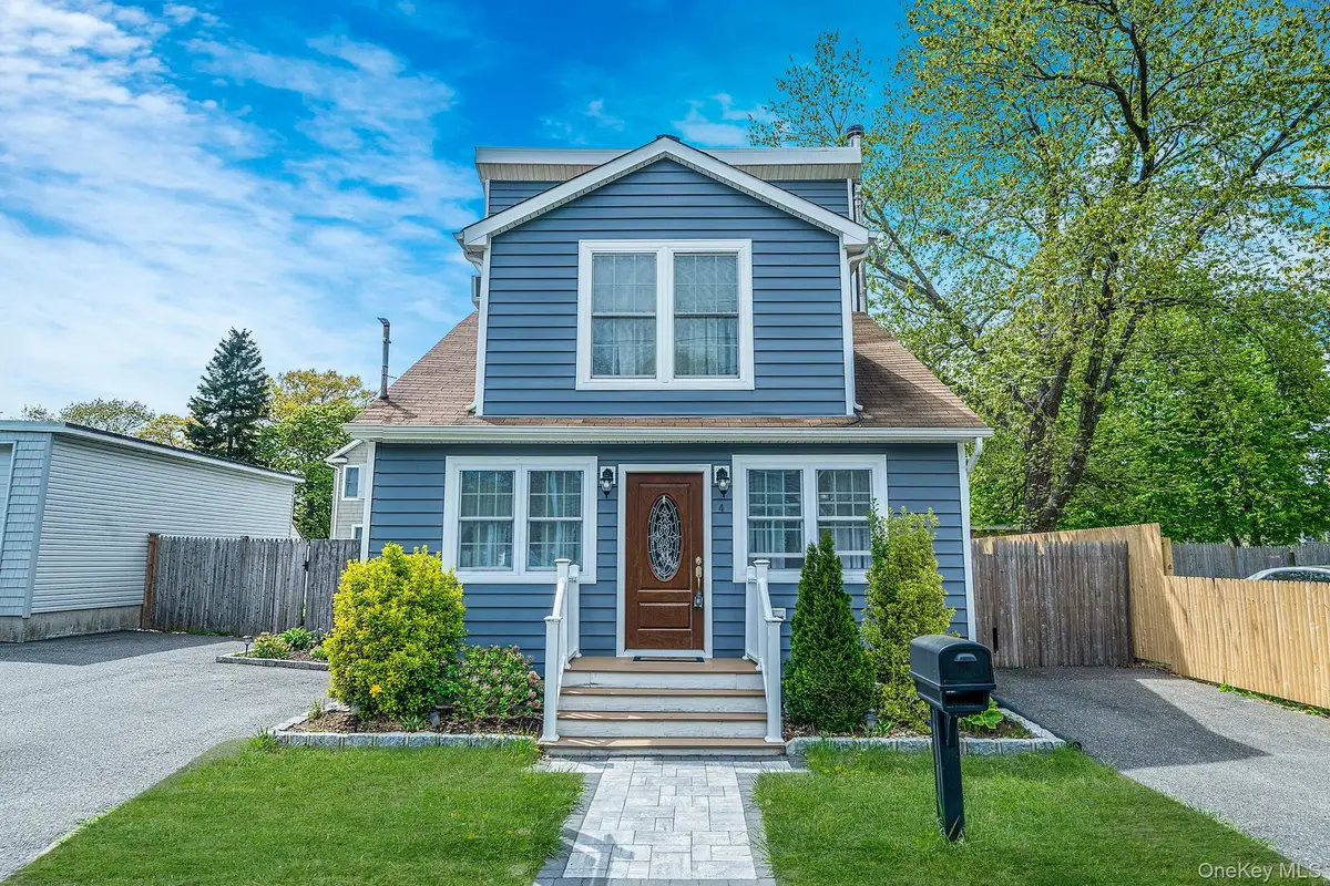 4 Morgan Avenue, Port Jefferson Station, NY 11776 - #1