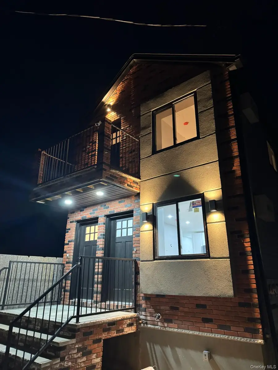 121-11 195th Street, Saint Albans, NY 11413 - #2