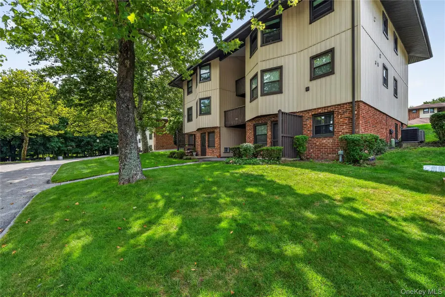 3 Hampton Court #B, Yorktown Heights, NY 10598 - #3