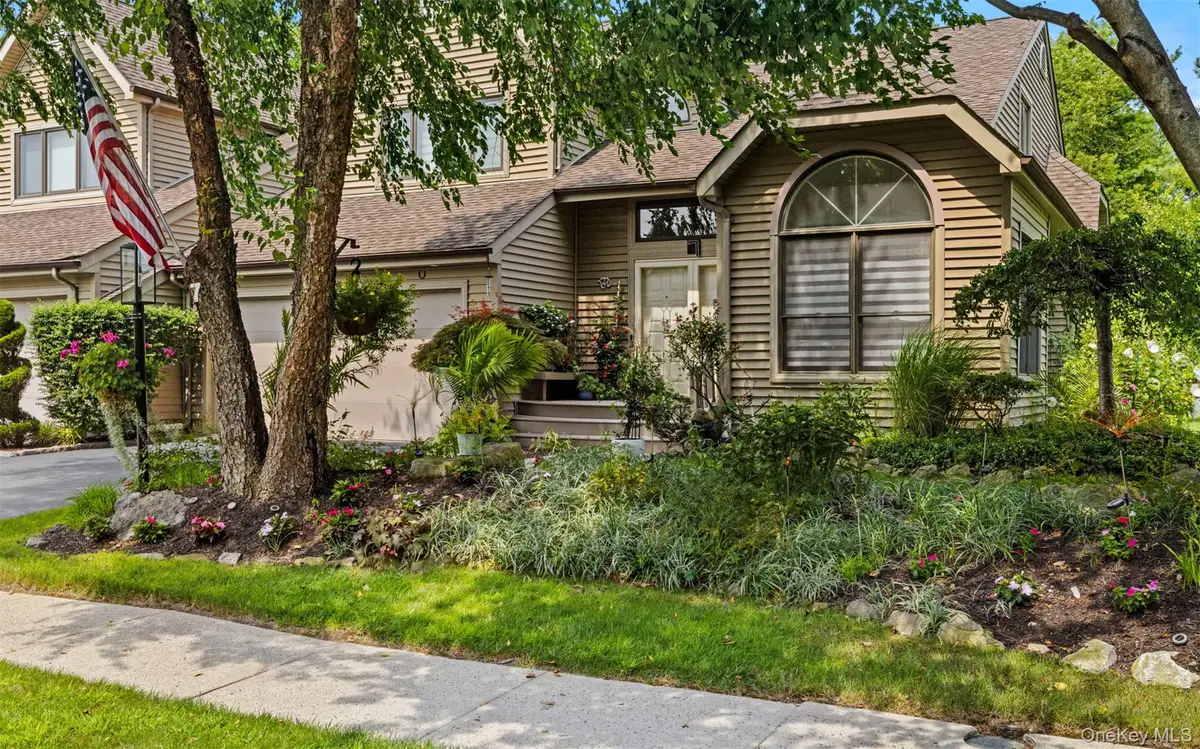 7 Julia Circle, Dix Hills, NY 11746 - #1
